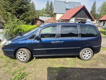 Peugeot 807 - 2