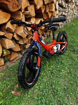 Dětské elektrické odrážedlo KTM E16 – elektro motorka pro dě - 2