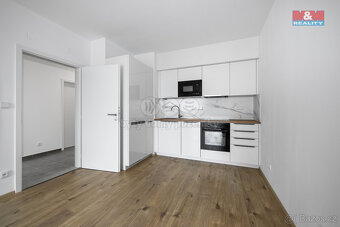 Pronájem bytu 2+kk, 66 m², Plzeň, ul. Safírová - 2