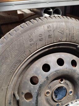 zimní kola no ford fusion 195/60 R15 - 2