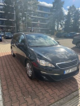 Peugeot 308, 1.2 benzín, r. 2016 - 2