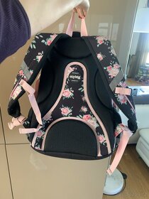 Prodám školní dívčí baťoh - 2