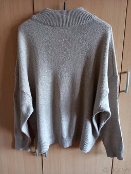 Dámský svetr vel.: 46 KIK nový - 2