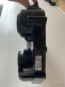 Víko spojky Kawasaki ZRX 1100 - 2