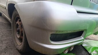 Náhradní díly na Felicia - 2