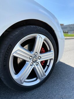 VW brescia 5x112 / 225/40 r18 - 2