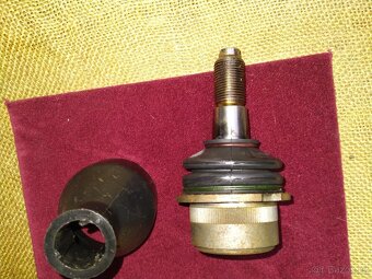 Prodám kulové čepy NOS na VW T2 - 2