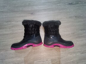 Sněhule velikost 32 - 2