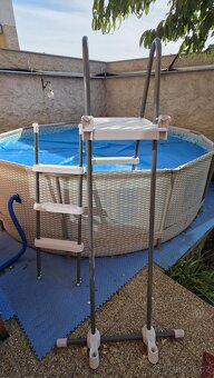 Bezpečnostní schůdky Marimex - 2