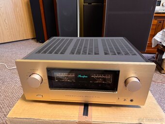 Accuphase E-550 - 2