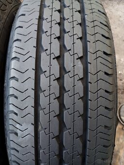 Letní užitkové pneumatiky Pirelli 195/60 R16C - 2