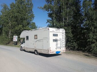 Ford Estro 6S - 2