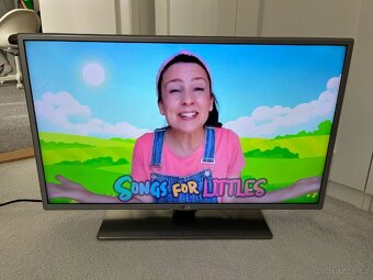 LG smart TV 82cm - 2