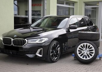 BMW Řada 5 530d xD LUXURY ZÁRUKA LASER - 2