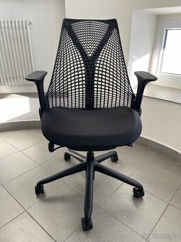 kancelářská židle Herman Miller Sayl - černá - 2