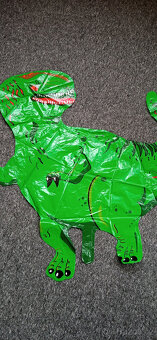ZELENÝ DINOSAURUS - 2