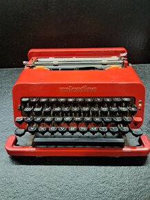 designový psací stroj Valentine zn Olivetti - 2