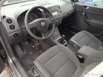 Prodám náhradní díly z VW Golf plus 1,9tdi 77kw - 2