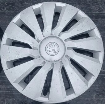 Poklice Škoda 16" - Sada 4ks TOP stav - 2