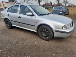 skoda octavia 1 1.6i 74kw AKL - 2