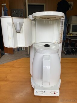 Kávovar na překapávané kafe zn. BOSH - 2