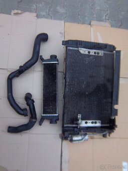 Mercedes w168, motor 170 CDI - chladiče - 2