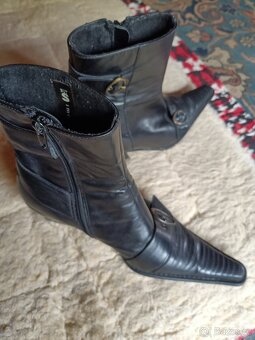 Kožené kotníkové kozačky vel 37 - 2
