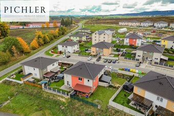 Prodej bytu 90 m², zahrada 179 m², Tachov - 2