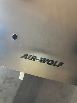 Bezkontaktní dávkovač dezinfekce / mýdla - 2