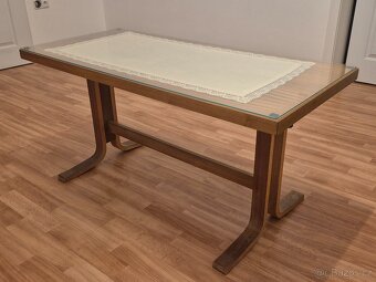 Konferenční stolek - 2