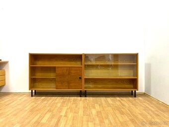 Retro knihovny 60. léta Brusel - 2