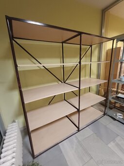 Prodáme regál šroubovaný REZERVACE do 27.12. - 2