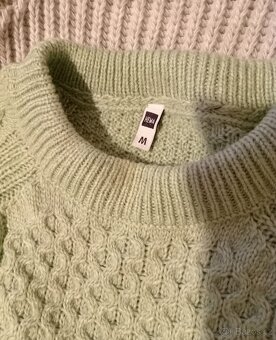 Svetr vel.  M-L - 2
