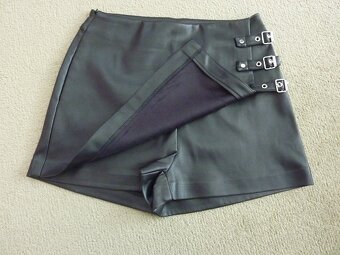 Šortky vel. S  New Yorker - 2