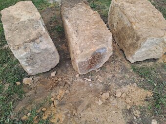 Pískovcové štuky, kameny - 2