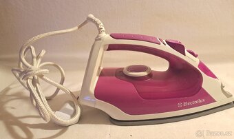 Funkční žehlička Electrolux EDB 5110 - 2