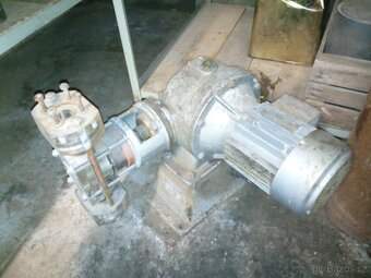 Vodní pumpa - 2