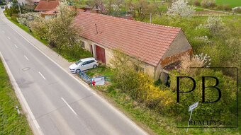 Dům ke KOMPLETNÍ rekonstrukci 1 877 m2 na okraji obce Jamoli - 2