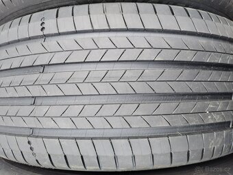 225/45/19 letni pneu MICHELIN 225/45 R19 - 2