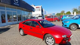 Mazda 323F - 2