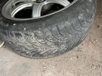 Alu kola 5/100 et 38 225/45 R17 - 2