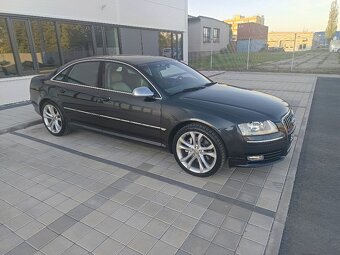 Audi A8 Facelift 4,2 TDI V8 Quattro Kompletní vzhledem S8 - 2