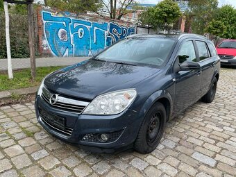 Opel Astra 1 6i benzín kombi - 2