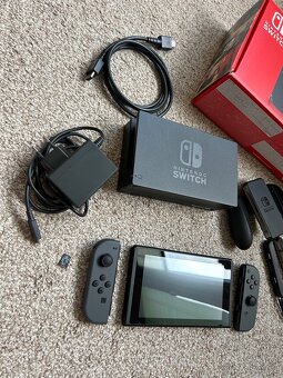 Nintendo Switch - 2