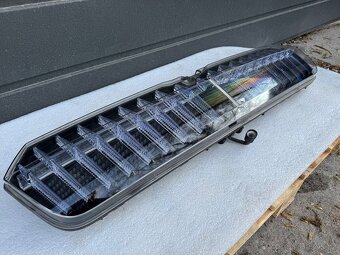 Škoda Enyaq IV 2021+ Crystal LED MASKA - 2
