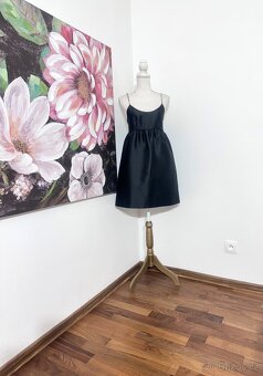 Koktejlové babydoll šaty z hedvábím Sandro PC 7.900 - 2