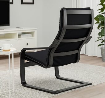 Černé křeslo Poëng z Ikea - 2