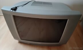 Prodám Tv. zn. OVP + stolek. - 2