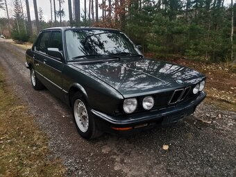 Bmw e28 520i Shadowline - 2