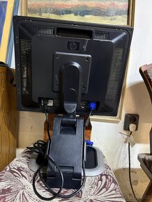 Monitor HP L1950 19 palců plně funkční - 2